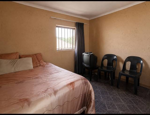 17 BEDROOM HOUSE FOR SALE IN HIGHBURY